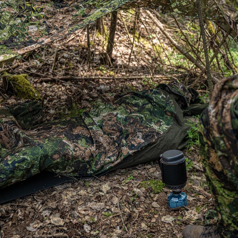 Mil-Tec Trilaminate Durable Waterproof Lightweight Breathable Tactical Outdoor Camping Hiking Generous Cut Sleeping Bag Cover with Zip Closure | Suitable for Various Sleeping Bags, Woodland Camo - Image 3